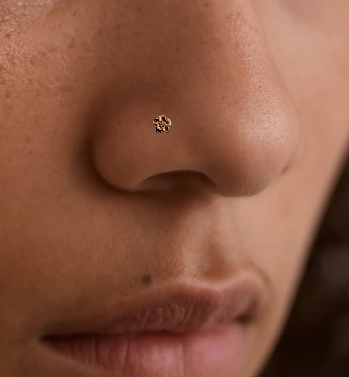 Anna + Nina 14K Goud | Forget Me Not Nose Piercing 14K