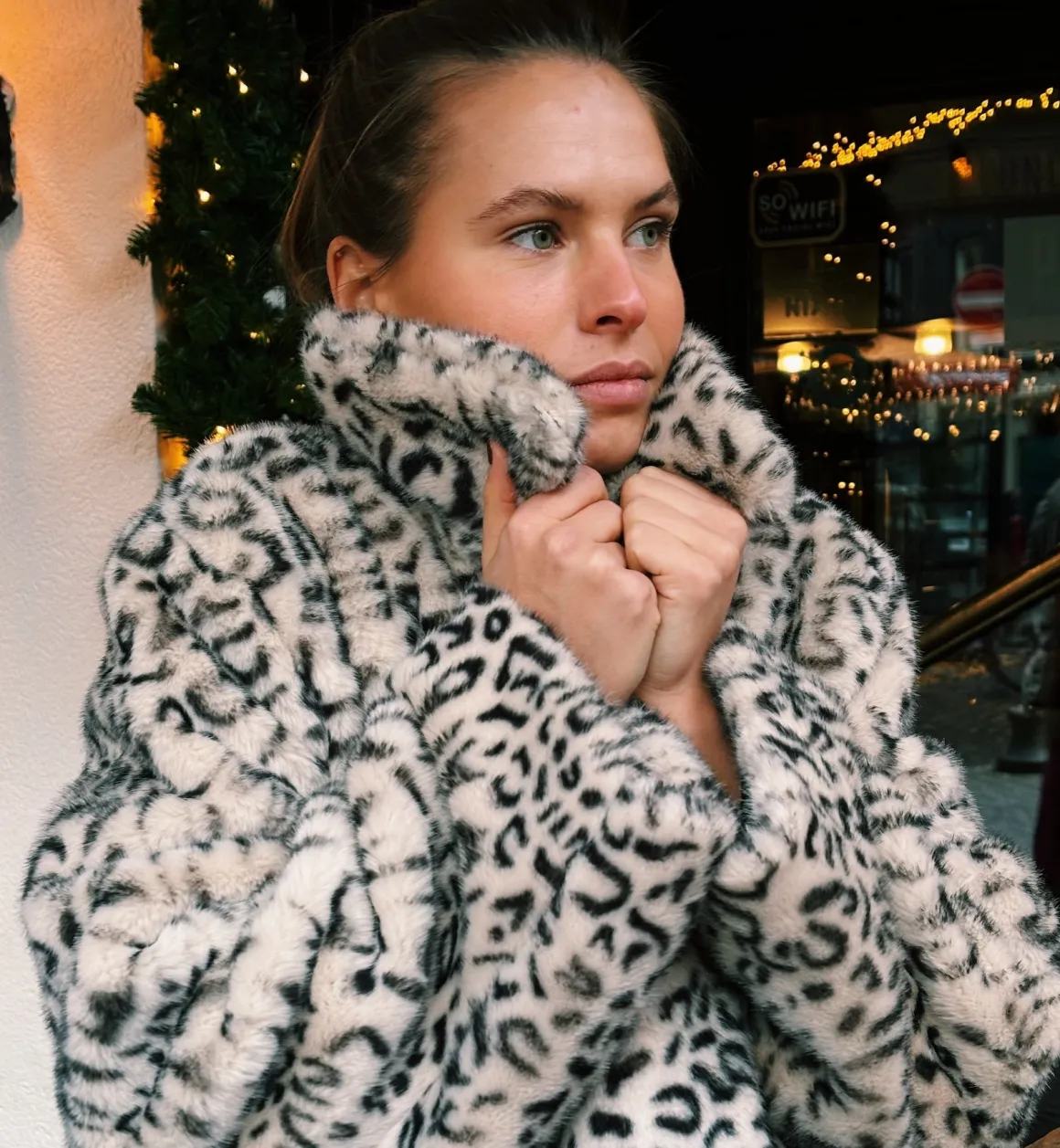 GANNI Jassen | Leopard Faux Fur Jacket Brown