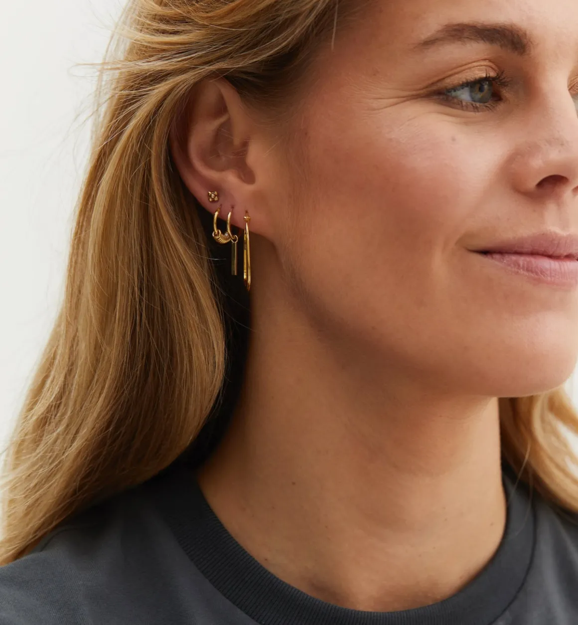 Anna + Nina ​Verguld | Zilver & Verzilverd | Link Hoop Earrings