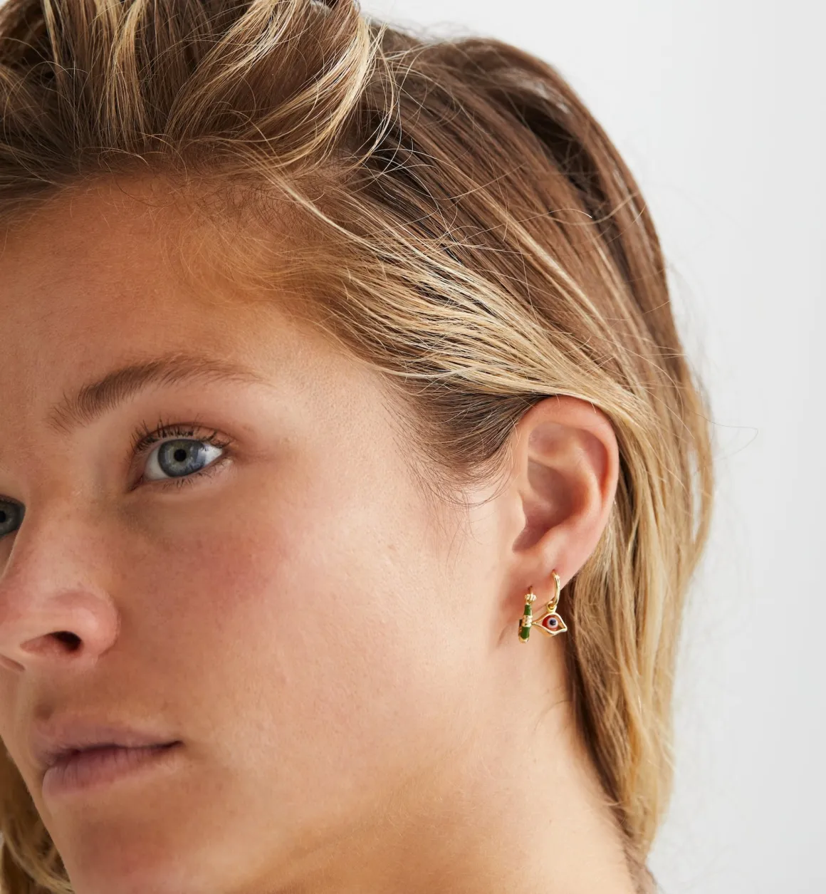 Anna + Nina ​Verguld | Zilver & Verzilverd | Single Eyes on You Ring Earring